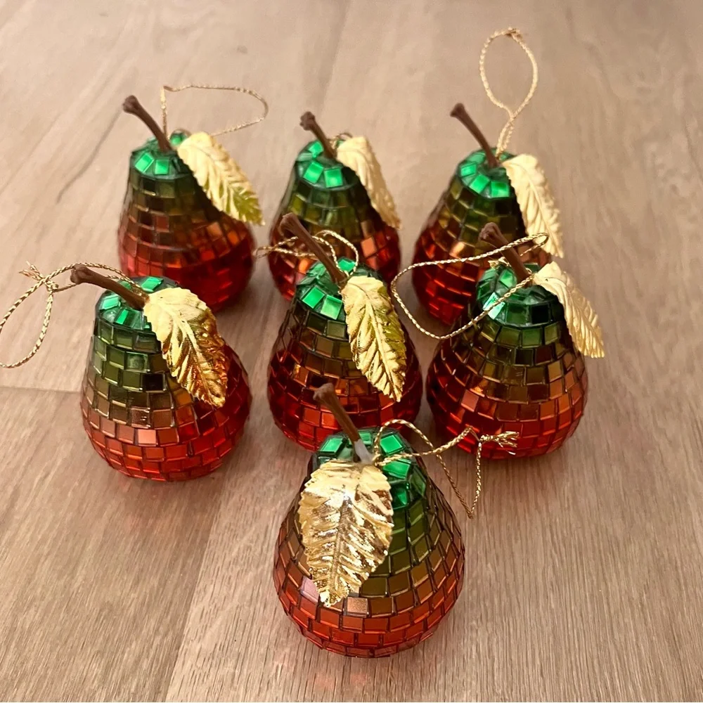 Bling Pearl Ornaments Set Of 7‎ Red & Green MIRROR DISCO BALLS - Vintage 2”